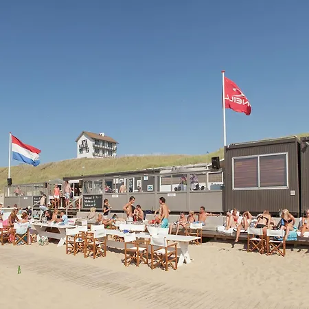 In Near The Beach, Cleaning Included Bergen aan Zee